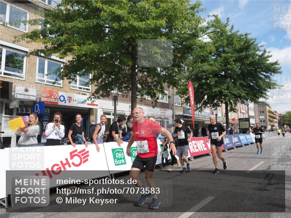 15.09.2024 - PSD Bank Halbmarathon Miley Keyser http://msf.ph/oto/7073583 15.09.2024 12:29:11 Ziel 2073, 2075, 2089, 2288, 2362, 2451, 3057, 3129, 3247, 3255, 3266, 3287, 3325, 3401, 3491 meine-sportfotos.de