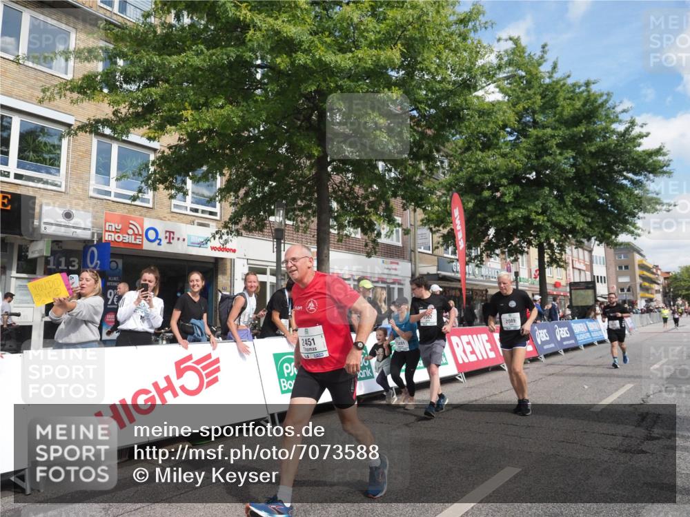 15.09.2024 - PSD Bank Halbmarathon Miley Keyser http://msf.ph/oto/7073588 15.09.2024 12:29:11 Ziel 2073, 2075, 2089, 2288, 2362, 2451, 3057, 3129, 3247, 3255, 3266, 3287, 3325, 3401, 3491 meine-sportfotos.de