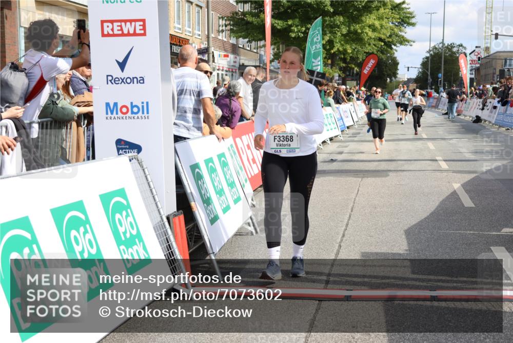 15.09.2024 - PSD Bank Halbmarathon Strokosch-Dieckow http://msf.ph/oto/7073602 15.09.2024 12:32:53 Ziel 2189, 3045, 3358, 3368 meine-sportfotos.de