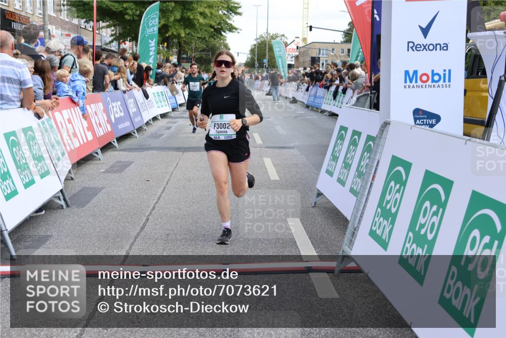 15.09.2024 - PSD Bank Halbmarathon Strokosch-Dieckow http://msf.ph/oto/7073621 15.09.2024 12:23:56 Ziel 987, 2403, 2981, 3002, 3277, 3450 meine-sportfotos.de