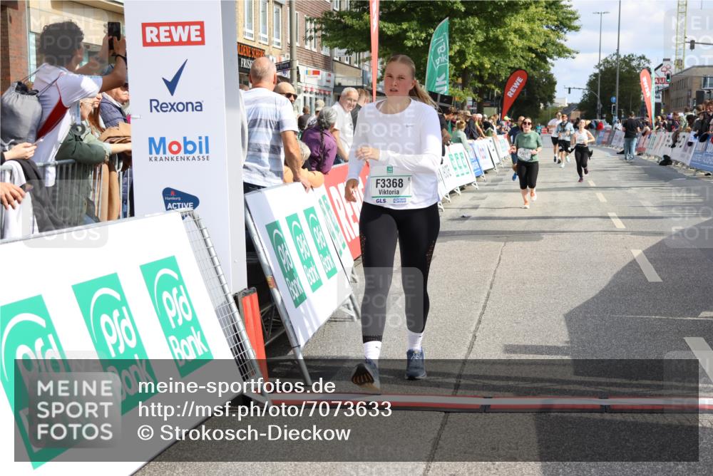 15.09.2024 - PSD Bank Halbmarathon Strokosch-Dieckow http://msf.ph/oto/7073633 15.09.2024 12:32:53 Ziel 2189, 3045, 3358, 3368 meine-sportfotos.de