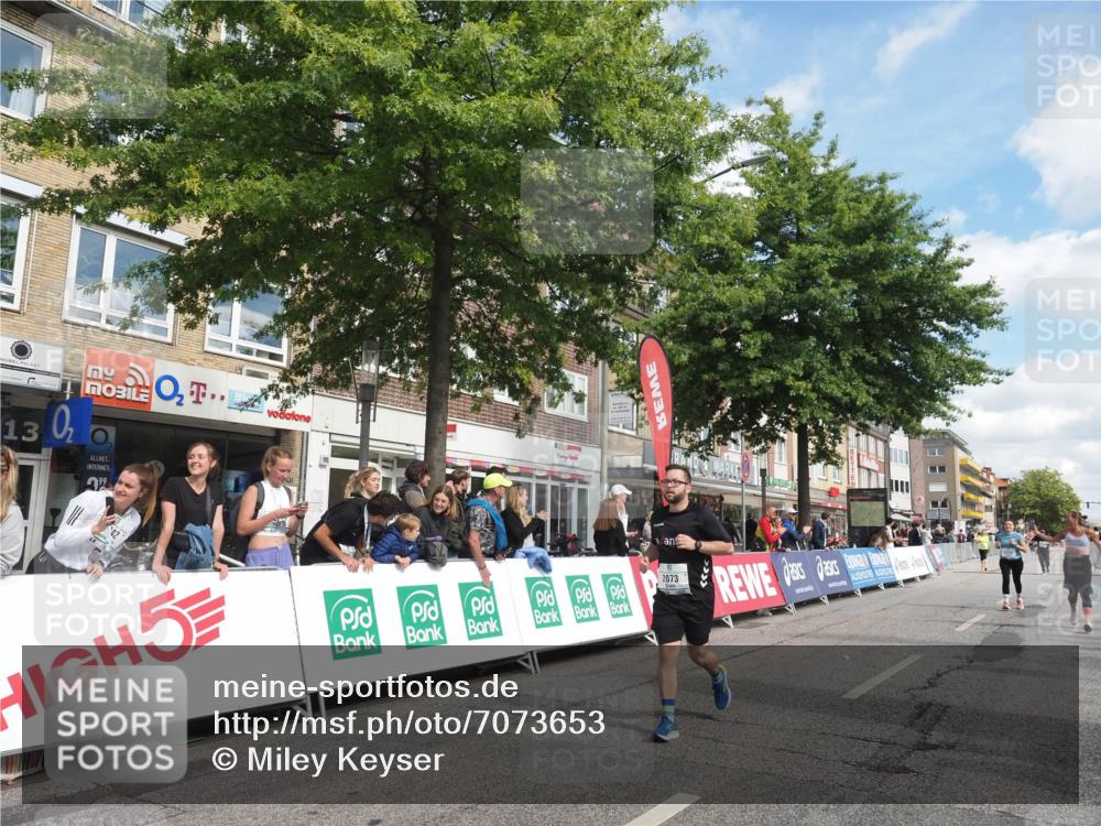 15.09.2024 - PSD Bank Halbmarathon Miley Keyser http://msf.ph/oto/7073653 15.09.2024 12:29:13 Ziel 2073, 2075, 2089, 2362, 2451, 3057, 3129, 3247, 3266, 3287, 3325, 3401, 3491 meine-sportfotos.de
