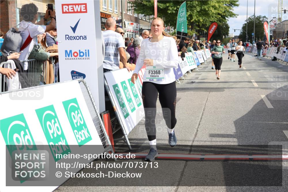 15.09.2024 - PSD Bank Halbmarathon Strokosch-Dieckow http://msf.ph/oto/7073713 15.09.2024 12:32:53 Ziel 2189, 3045, 3358, 3368 meine-sportfotos.de