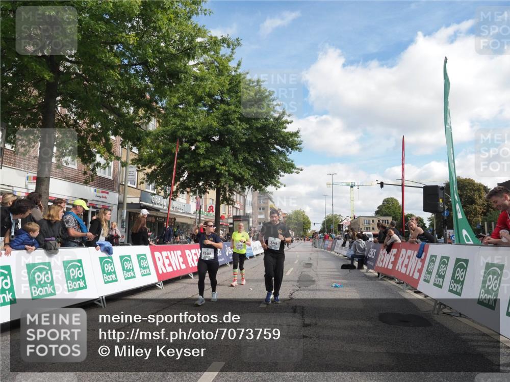 15.09.2024 - PSD Bank Halbmarathon Miley Keyser http://msf.ph/oto/7073759 15.09.2024 12:29:24 Ziel 2073, 2089, 2362, 2446, 2451, 3129, 3473, 3488, 3491 meine-sportfotos.de