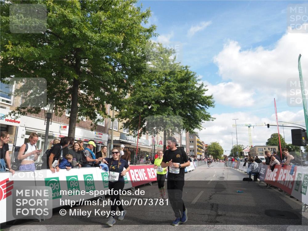 15.09.2024 - PSD Bank Halbmarathon Miley Keyser http://msf.ph/oto/7073781 15.09.2024 12:29:25 Ziel 2073, 2089, 2362, 2446, 3129, 3473, 3488, 3491 meine-sportfotos.de