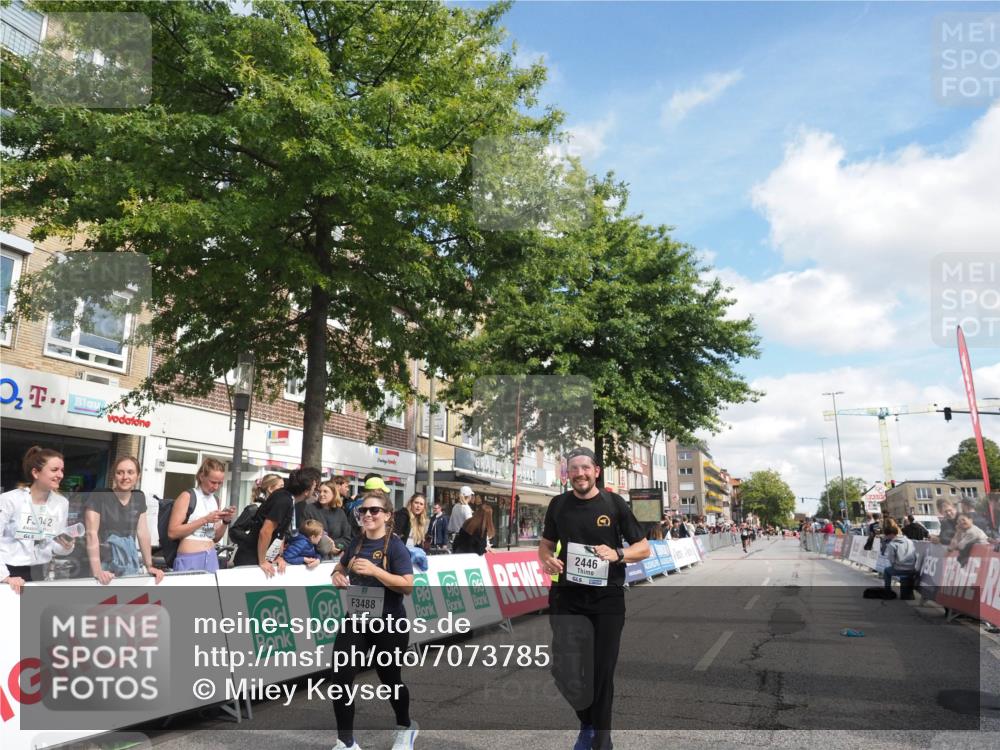 15.09.2024 - PSD Bank Halbmarathon Miley Keyser http://msf.ph/oto/7073785 15.09.2024 12:29:25 Ziel 2073, 2089, 2362, 2446, 3129, 3473, 3488, 3491 meine-sportfotos.de