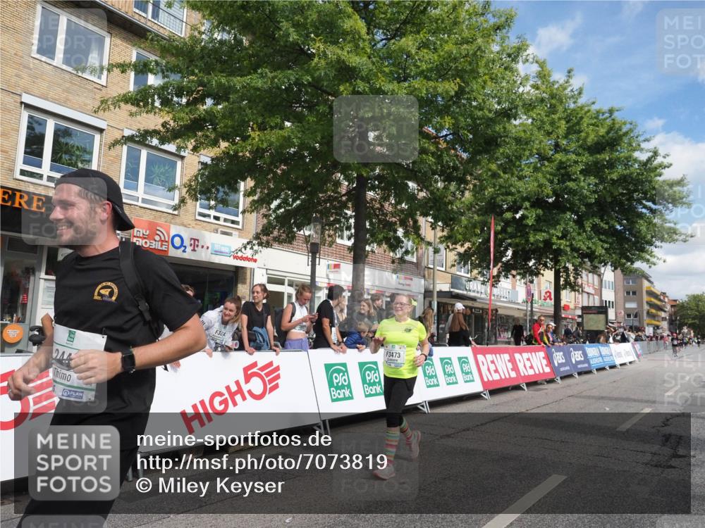 15.09.2024 - PSD Bank Halbmarathon Miley Keyser http://msf.ph/oto/7073819 15.09.2024 12:29:27 Ziel 2073, 2089, 2362, 2446, 3129, 3473, 3488 meine-sportfotos.de