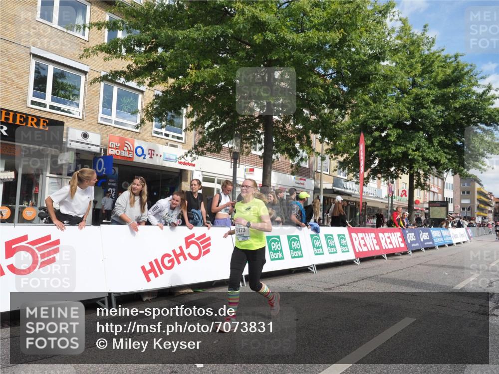 15.09.2024 - PSD Bank Halbmarathon Miley Keyser http://msf.ph/oto/7073831 15.09.2024 12:29:27 Ziel 2073, 2089, 2362, 2446, 3129, 3473, 3488 meine-sportfotos.de