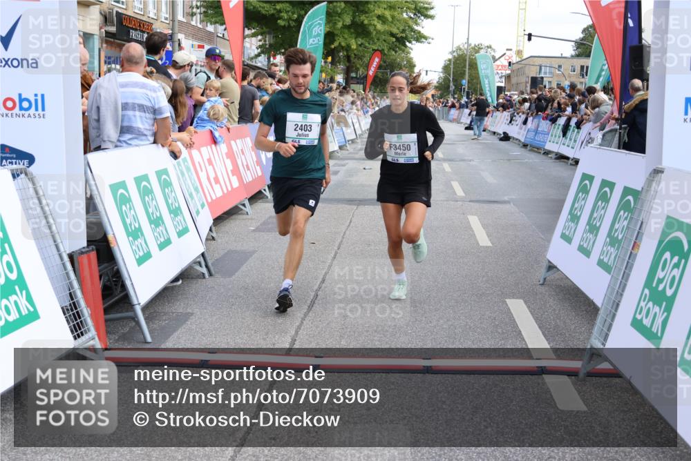 15.09.2024 - PSD Bank Halbmarathon Strokosch-Dieckow http://msf.ph/oto/7073909 15.09.2024 12:23:59 Ziel 987, 2403, 2981, 3002, 3277, 3450 meine-sportfotos.de
