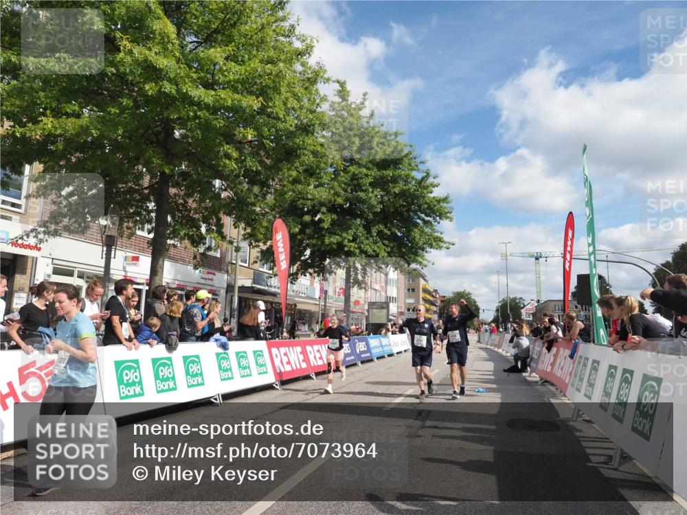15.09.2024 - PSD Bank Halbmarathon Miley Keyser http://msf.ph/oto/7073964 15.09.2024 12:29:56 Ziel 2093, 2291, 2454, 3055, 3091, 3270, 3334, 3362, 3385 meine-sportfotos.de