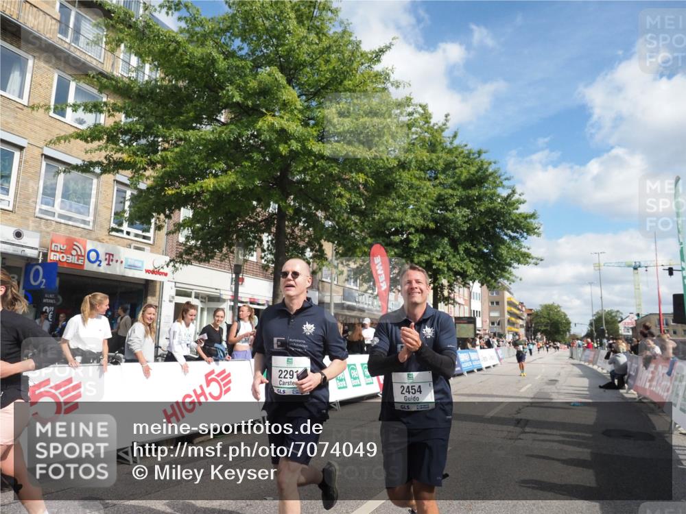 15.09.2024 - PSD Bank Halbmarathon Miley Keyser http://msf.ph/oto/7074049 15.09.2024 12:30:00 Ziel 2291, 2454, 3091, 3270, 3334, 3362 meine-sportfotos.de