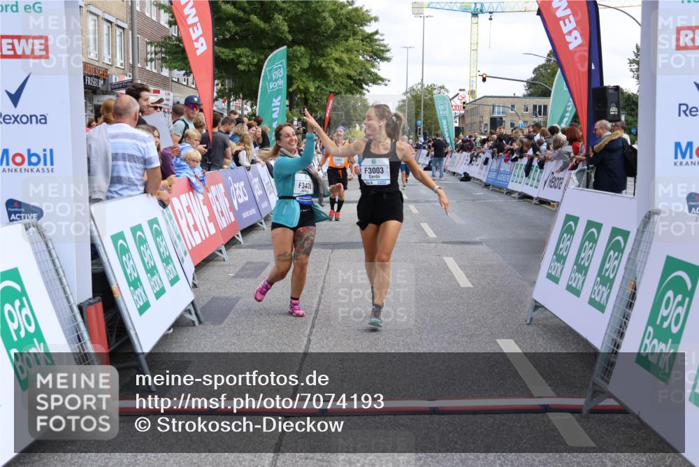 15.09.2024 - PSD Bank Halbmarathon Strokosch-Dieckow http://msf.ph/oto/7074193 15.09.2024 12:24:12 Ziel 1883, 2537, 3003, 3075, 3428 meine-sportfotos.de