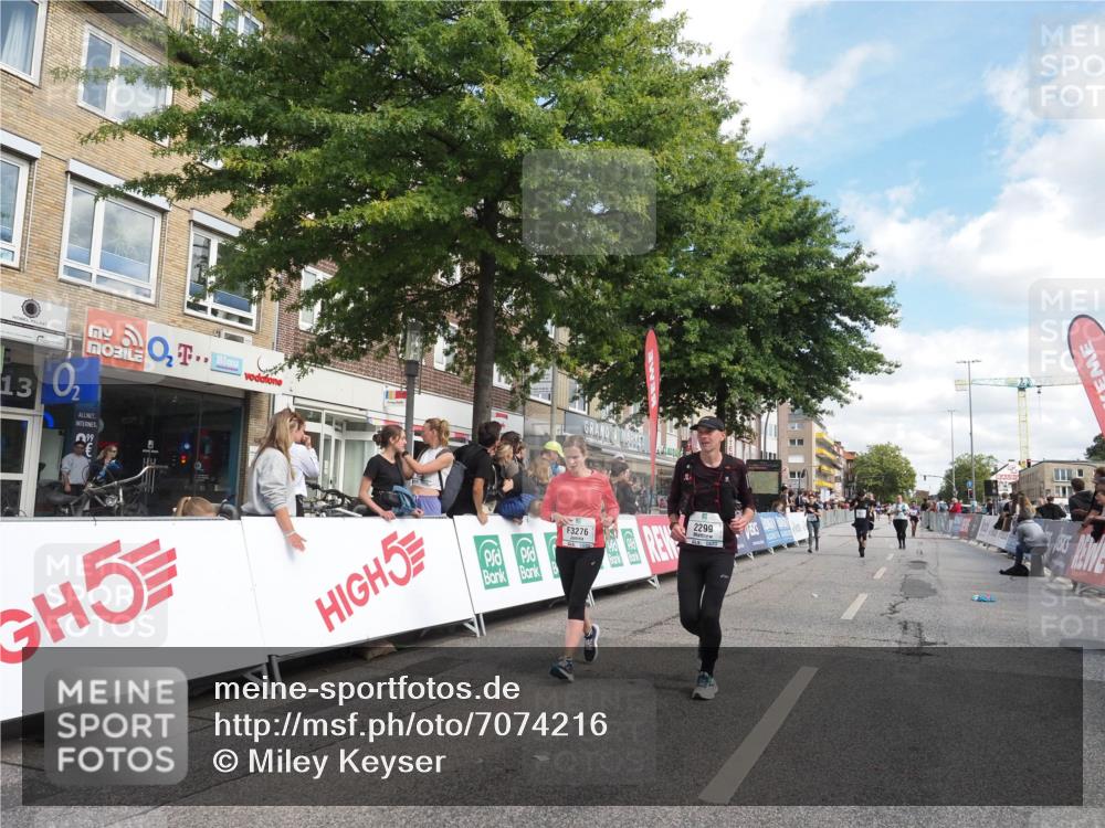 15.09.2024 - PSD Bank Halbmarathon Miley Keyser http://msf.ph/oto/7074216 15.09.2024 12:30:25 Ziel 2111, 2251, 2299, 3206, 3261, 3276, 3346, 3349 meine-sportfotos.de
