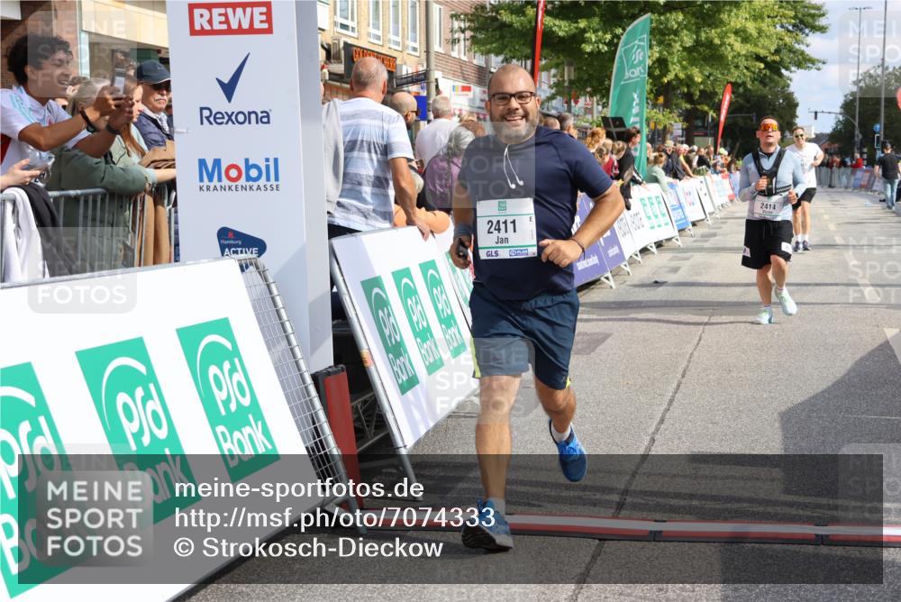 15.09.2024 - PSD Bank Halbmarathon Strokosch-Dieckow http://msf.ph/oto/7074333 15.09.2024 12:33:02 Ziel 2411, 2414, 2425, 3045, 3358, 3368 meine-sportfotos.de