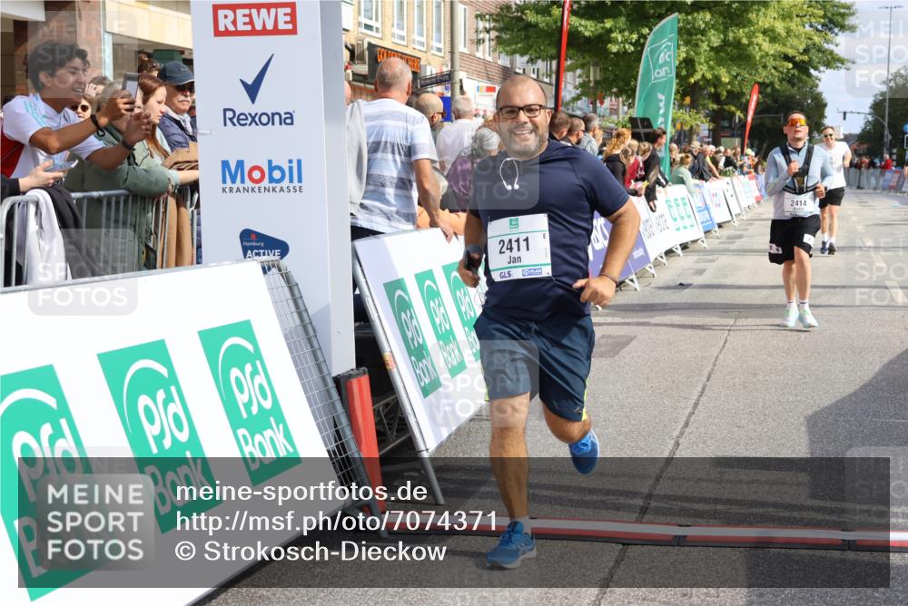 15.09.2024 - PSD Bank Halbmarathon Strokosch-Dieckow http://msf.ph/oto/7074371 15.09.2024 12:33:02 Ziel 2411, 2414, 2425, 3045, 3358, 3368 meine-sportfotos.de