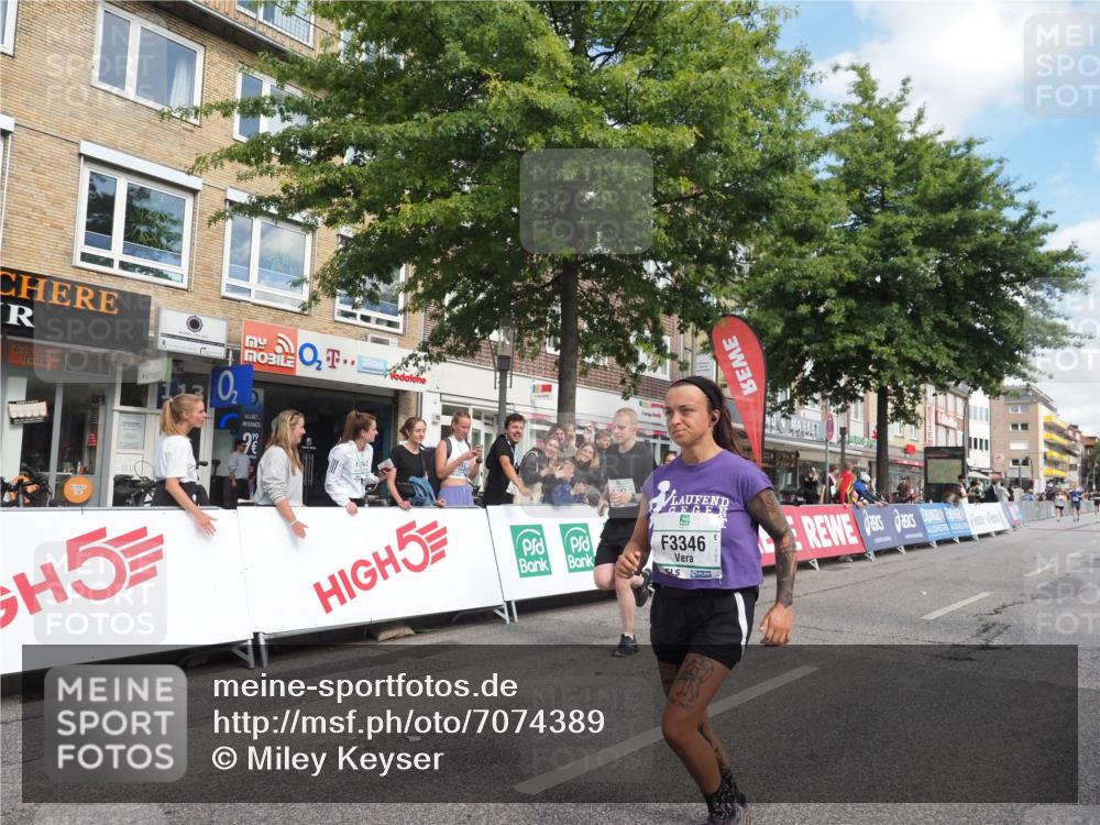 15.09.2024 - PSD Bank Halbmarathon Miley Keyser http://msf.ph/oto/7074389 15.09.2024 12:30:36 Ziel 2111, 2251, 2299, 2447, 3206, 3261, 3276, 3346 meine-sportfotos.de
