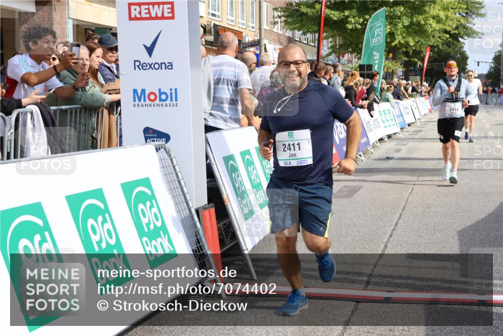 15.09.2024 - PSD Bank Halbmarathon Strokosch-Dieckow http://msf.ph/oto/7074402 15.09.2024 12:33:02 Ziel 2411, 2414, 2425, 3045, 3358, 3368 meine-sportfotos.de