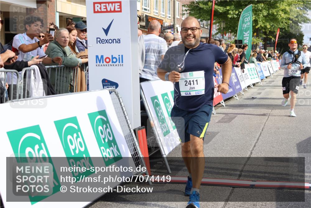 15.09.2024 - PSD Bank Halbmarathon Strokosch-Dieckow http://msf.ph/oto/7074449 15.09.2024 12:33:02 Ziel 2411, 2414, 2425, 3045, 3358, 3368 meine-sportfotos.de