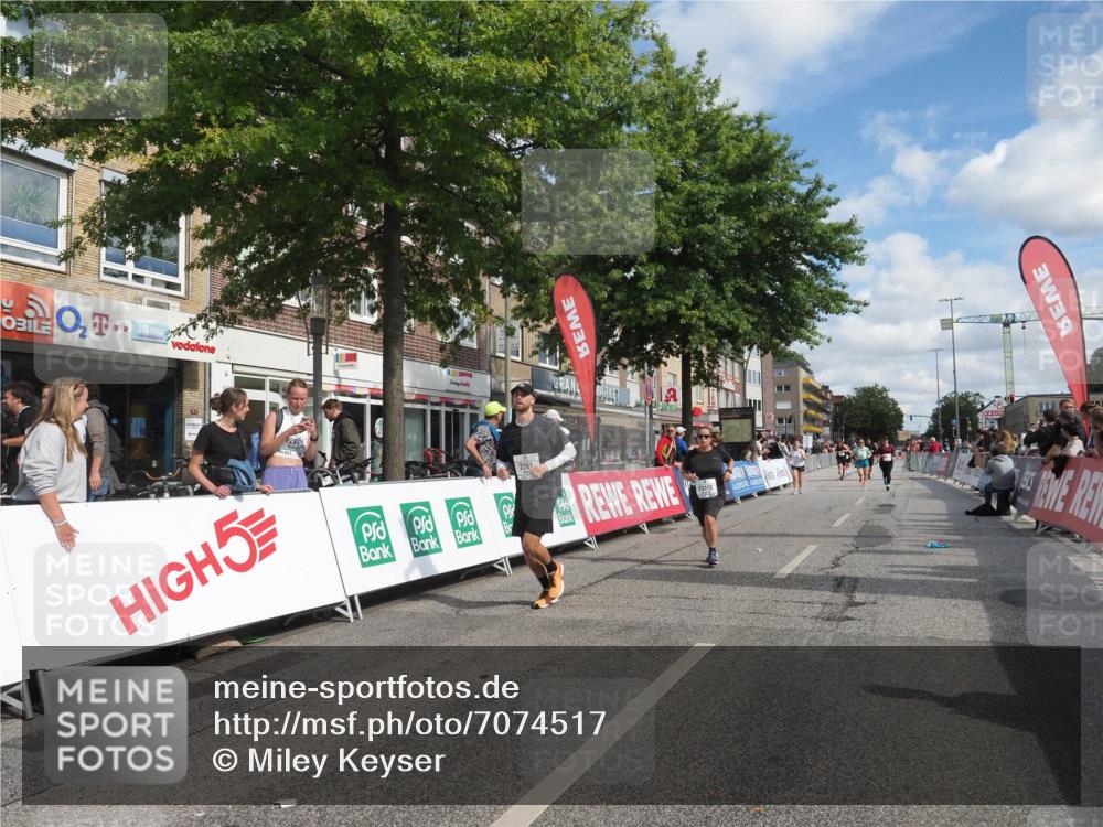 15.09.2024 - PSD Bank Halbmarathon Miley Keyser http://msf.ph/oto/7074517 15.09.2024 12:30:59 Ziel 2152, 2261, 2347, 3134, 3211, 3279, 3312, 3352 meine-sportfotos.de