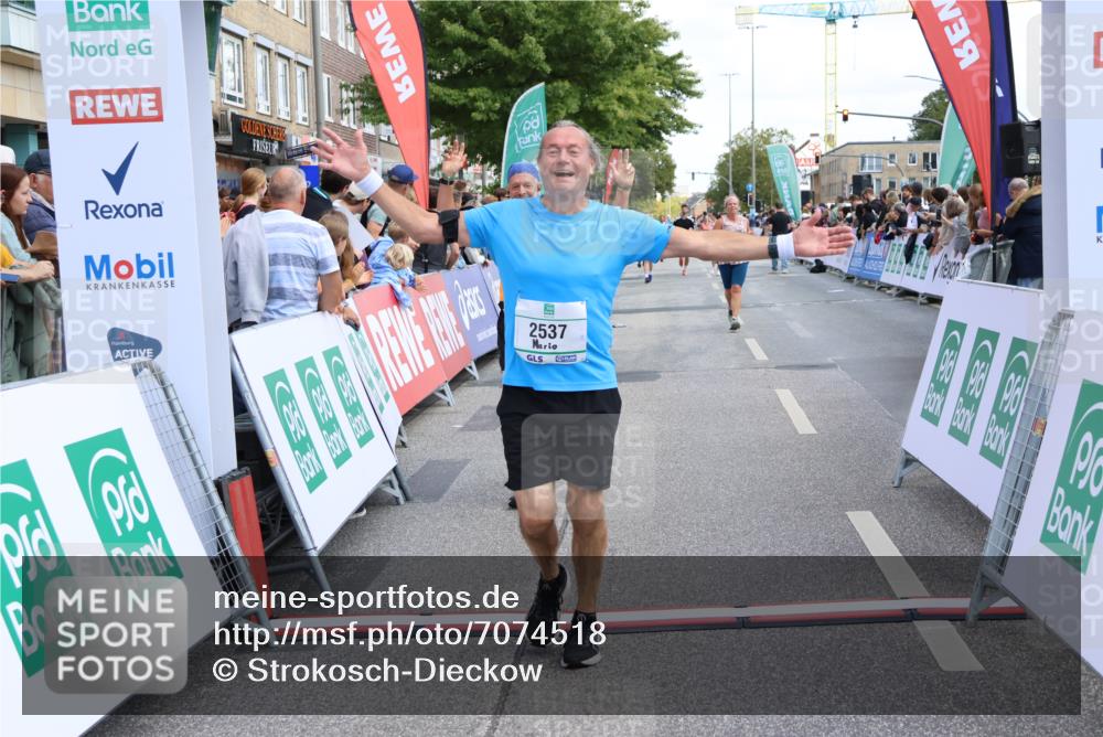 15.09.2024 - PSD Bank Halbmarathon Strokosch-Dieckow http://msf.ph/oto/7074518 15.09.2024 12:24:17 Ziel 1883, 2537, 3003, 3075, 3222, 3428 meine-sportfotos.de