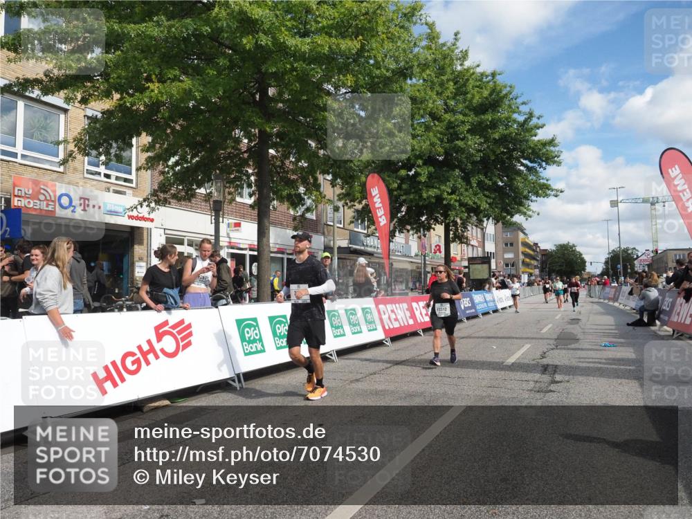 15.09.2024 - PSD Bank Halbmarathon Miley Keyser http://msf.ph/oto/7074530 15.09.2024 12:31:00 Ziel 2152, 2261, 2347, 3134, 3211, 3279, 3312, 3352, 3414 meine-sportfotos.de