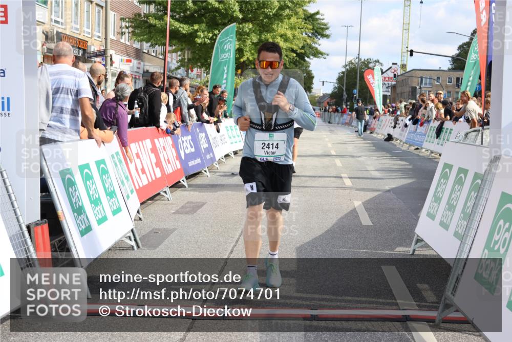 15.09.2024 - PSD Bank Halbmarathon Strokosch-Dieckow http://msf.ph/oto/7074701 15.09.2024 12:33:04 Ziel 2411, 2414, 2425, 3045, 3358, 3368 meine-sportfotos.de