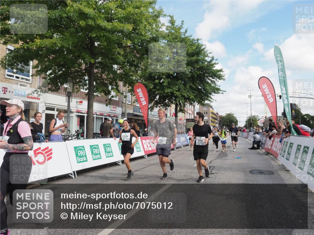 15.09.2024 - PSD Bank Halbmarathon Miley Keyser http://msf.ph/oto/7075012 15.09.2024 12:31:50 Ziel 1866, 2068, 2192, 2352, 2358, 2423, 2887, 3014, 3203, 3207, 3356, 3541 meine-sportfotos.de