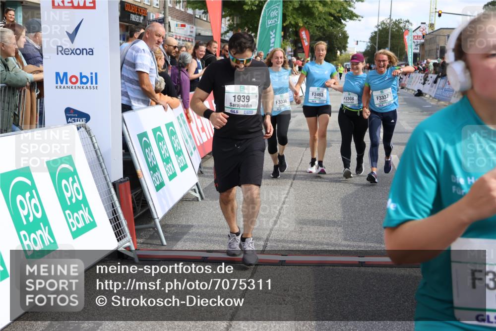 15.09.2024 - PSD Bank Halbmarathon Strokosch-Dieckow http://msf.ph/oto/7075311 15.09.2024 12:33:24 Ziel 1939, 3308, 3336, 3337, 3359, 3463 meine-sportfotos.de