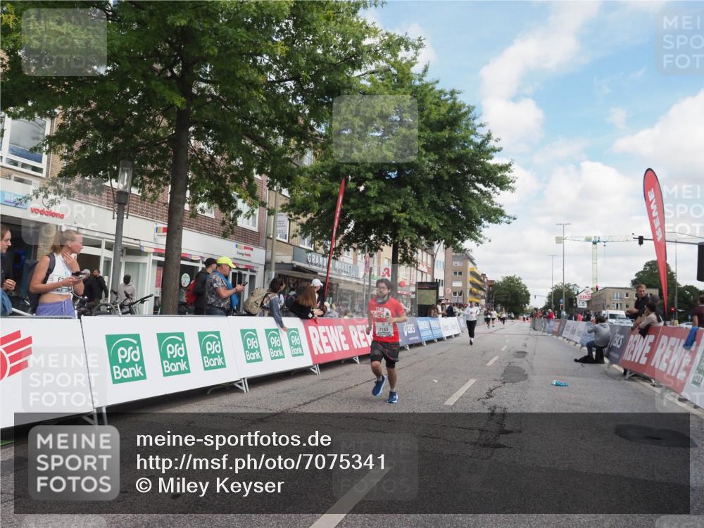 15.09.2024 - PSD Bank Halbmarathon Miley Keyser http://msf.ph/oto/7075341 15.09.2024 12:32:30 Ziel 2189, 3368 meine-sportfotos.de