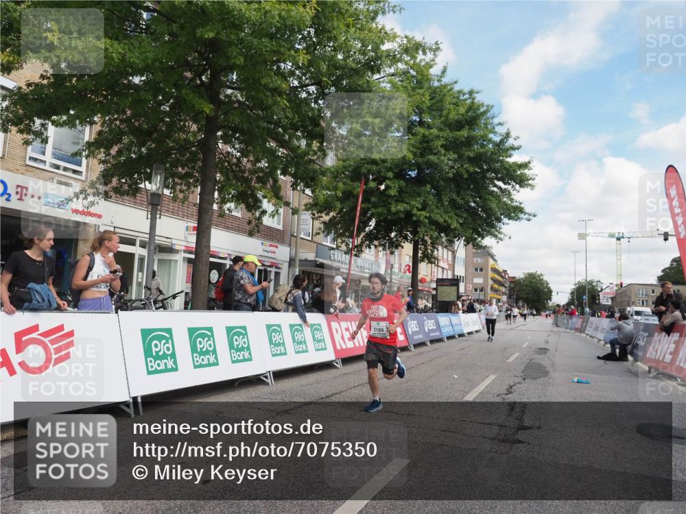 15.09.2024 - PSD Bank Halbmarathon Miley Keyser http://msf.ph/oto/7075350 15.09.2024 12:32:30 Ziel 2189, 3368 meine-sportfotos.de