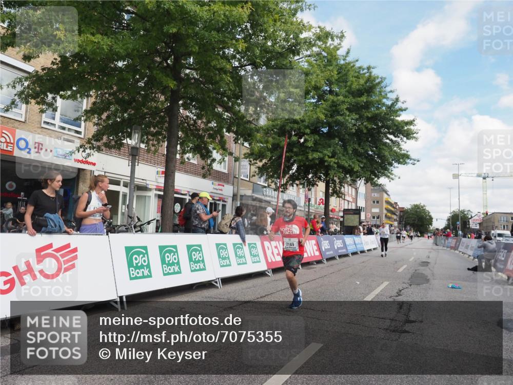 15.09.2024 - PSD Bank Halbmarathon Miley Keyser http://msf.ph/oto/7075355 15.09.2024 12:32:30 Ziel 2189, 3368 meine-sportfotos.de