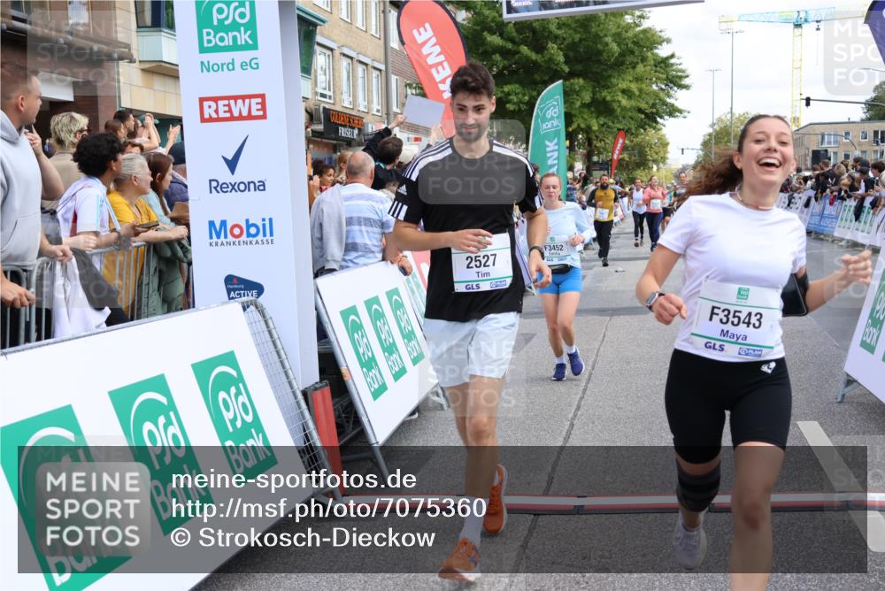 15.09.2024 - PSD Bank Halbmarathon Strokosch-Dieckow http://msf.ph/oto/7075360 15.09.2024 12:24:26 Ziel 1883, 1997, 2527, 2537, 3008, 3075, 3222, 3452, 3543 meine-sportfotos.de