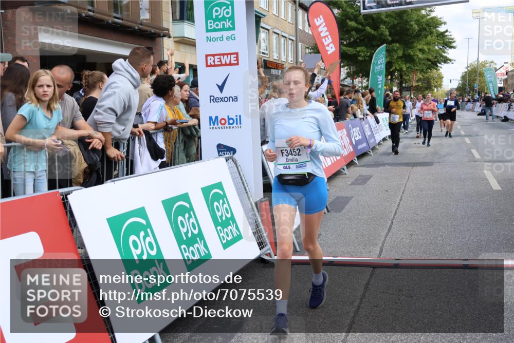 15.09.2024 - PSD Bank Halbmarathon Strokosch-Dieckow http://msf.ph/oto/7075539 15.09.2024 12:24:28 Ziel 1765, 1883, 1997, 2527, 2537, 3008, 3075, 3222, 3256, 3371, 3452, 3543 meine-sportfotos.de