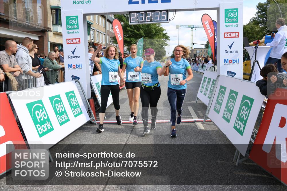 15.09.2024 - PSD Bank Halbmarathon Strokosch-Dieckow http://msf.ph/oto/7075572 15.09.2024 12:33:26 Ziel 1939, 3308, 3336, 3337, 3359, 3463 meine-sportfotos.de