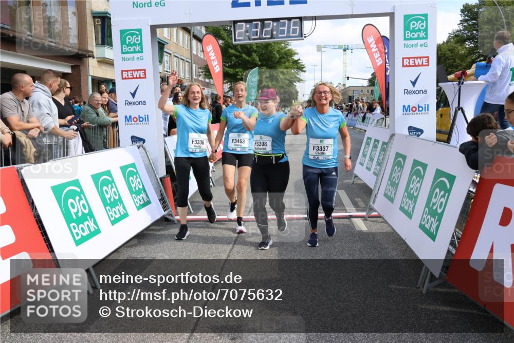 15.09.2024 - PSD Bank Halbmarathon Strokosch-Dieckow http://msf.ph/oto/7075632 15.09.2024 12:33:27 Ziel 1939, 3308, 3336, 3337, 3359, 3463 meine-sportfotos.de