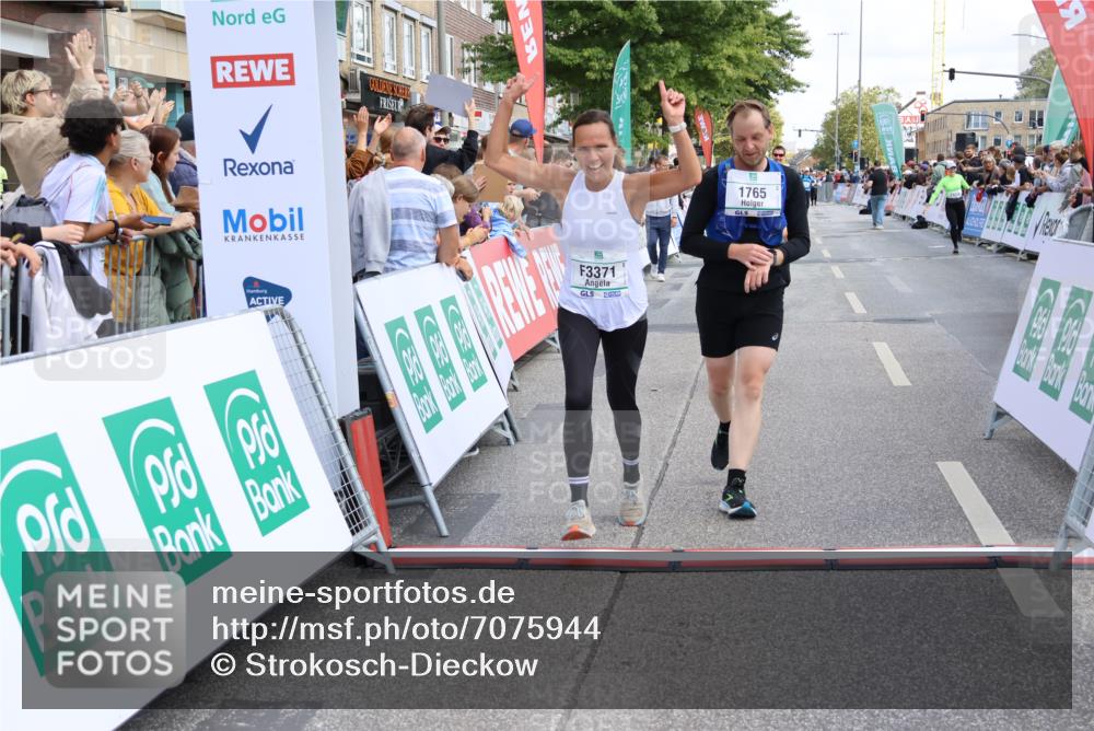 15.09.2024 - PSD Bank Halbmarathon Strokosch-Dieckow http://msf.ph/oto/7075944 15.09.2024 12:24:34 Ziel 1765, 1997, 2081, 2527, 3008, 3222, 3256, 3339, 3371, 3452, 3543 meine-sportfotos.de