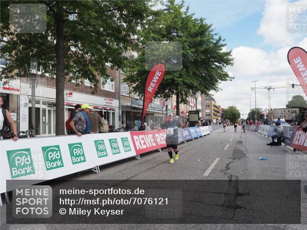 15.09.2024 - PSD Bank Halbmarathon Miley Keyser http://msf.ph/oto/7076121 15.09.2024 12:34:17 Ziel 2348, 3409 meine-sportfotos.de