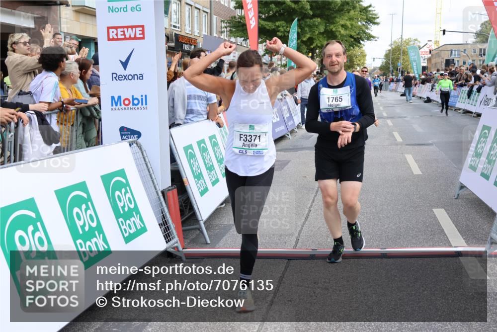 15.09.2024 - PSD Bank Halbmarathon Strokosch-Dieckow http://msf.ph/oto/7076135 15.09.2024 12:24:35 Ziel 1765, 1997, 2081, 2527, 3008, 3256, 3339, 3371, 3452, 3543 meine-sportfotos.de