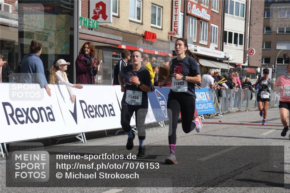 15.09.2024 - PSD Bank Halbmarathon Michael Strokosch http://msf.ph/oto/7076153 15.09.2024 12:16:45 Ziel 2117, 2342, 2396, 2526, 3102, 3109, 3140, 3193, 3233, 3474, 3493, 3494, 3558 meine-sportfotos.de