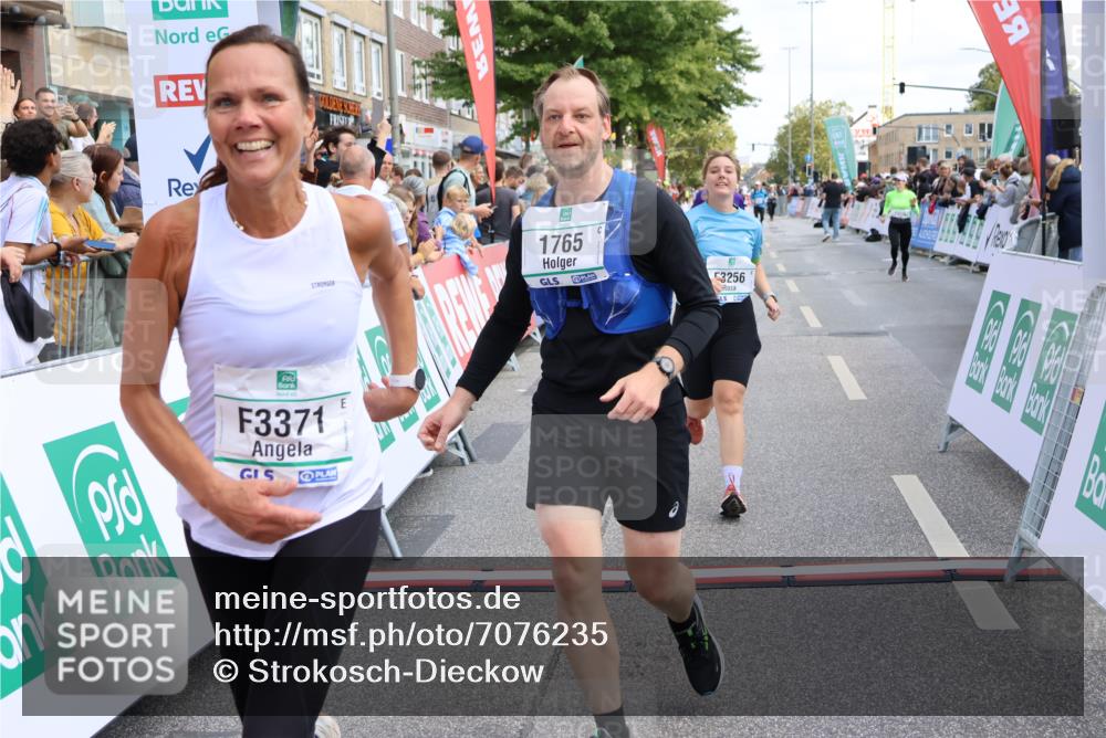 15.09.2024 - PSD Bank Halbmarathon Strokosch-Dieckow http://msf.ph/oto/7076235 15.09.2024 12:24:35 Ziel 1765, 1997, 2081, 2527, 3008, 3256, 3339, 3371, 3452, 3543 meine-sportfotos.de