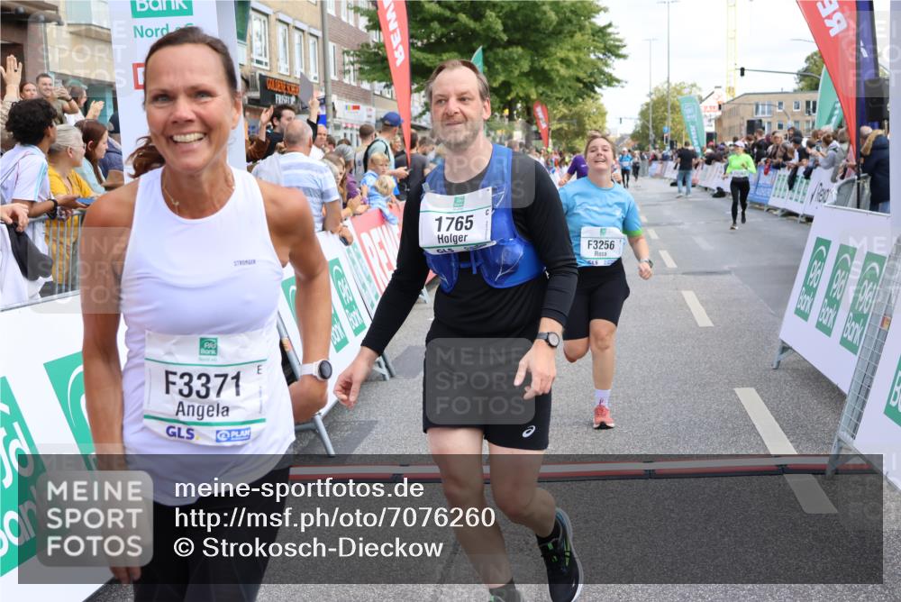 15.09.2024 - PSD Bank Halbmarathon Strokosch-Dieckow http://msf.ph/oto/7076260 15.09.2024 12:24:36 Ziel 1765, 1997, 2081, 2527, 3008, 3256, 3339, 3371, 3452, 3543 meine-sportfotos.de