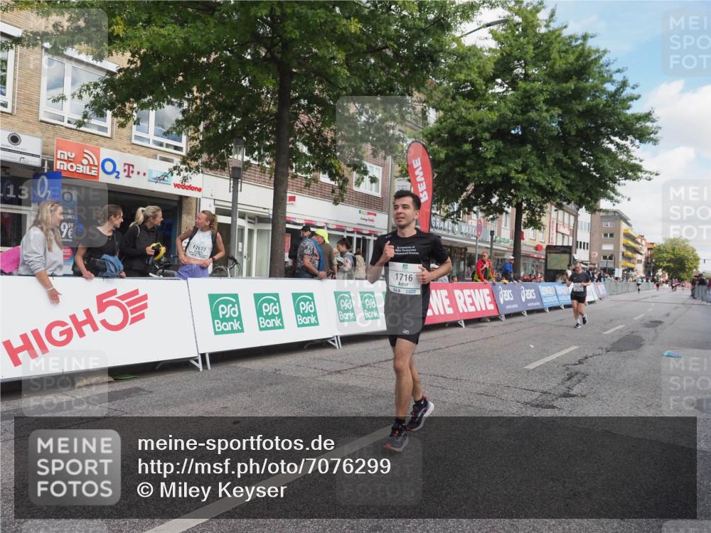 15.09.2024 - PSD Bank Halbmarathon Miley Keyser http://msf.ph/oto/7076299 15.09.2024 12:34:28 Ziel 1716, 2348, 3409 meine-sportfotos.de