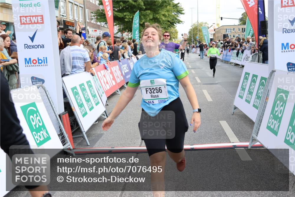 15.09.2024 - PSD Bank Halbmarathon Strokosch-Dieckow http://msf.ph/oto/7076495 15.09.2024 12:24:37 Ziel 1765, 1997, 2081, 2527, 3008, 3256, 3339, 3371, 3452, 3543 meine-sportfotos.de