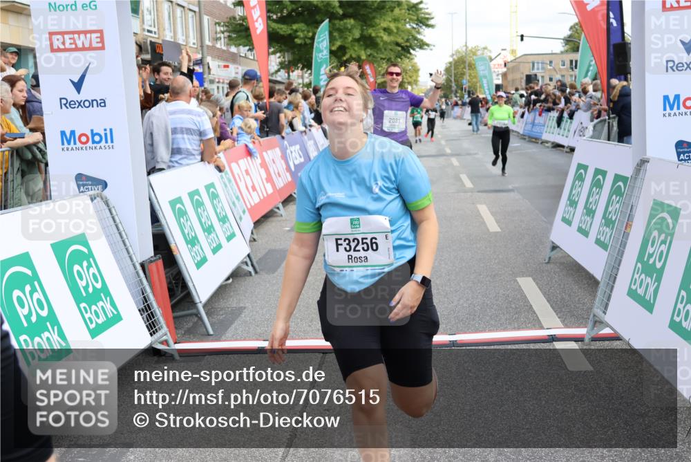 15.09.2024 - PSD Bank Halbmarathon Strokosch-Dieckow http://msf.ph/oto/7076515 15.09.2024 12:24:37 Ziel 1765, 1997, 2081, 2527, 3008, 3256, 3339, 3371, 3452, 3543 meine-sportfotos.de