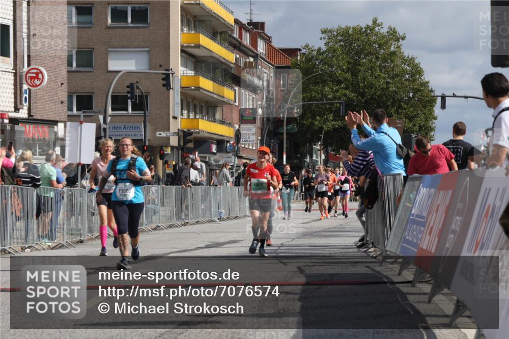 15.09.2024 - PSD Bank Halbmarathon Michael Strokosch http://msf.ph/oto/7076574 15.09.2024 12:17:21 Ziel 983, 2282, 2305, 2306, 2665, 2931, 2932, 3020, 3302, 3425 meine-sportfotos.de