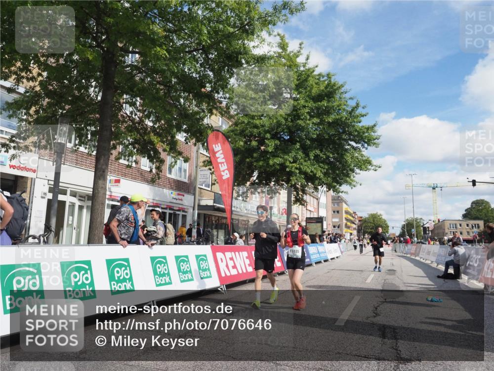 15.09.2024 - PSD Bank Halbmarathon Miley Keyser http://msf.ph/oto/7076646 15.09.2024 12:35:18 Ziel 2207, 2324, 2444, 3300, 3335, 3468 meine-sportfotos.de