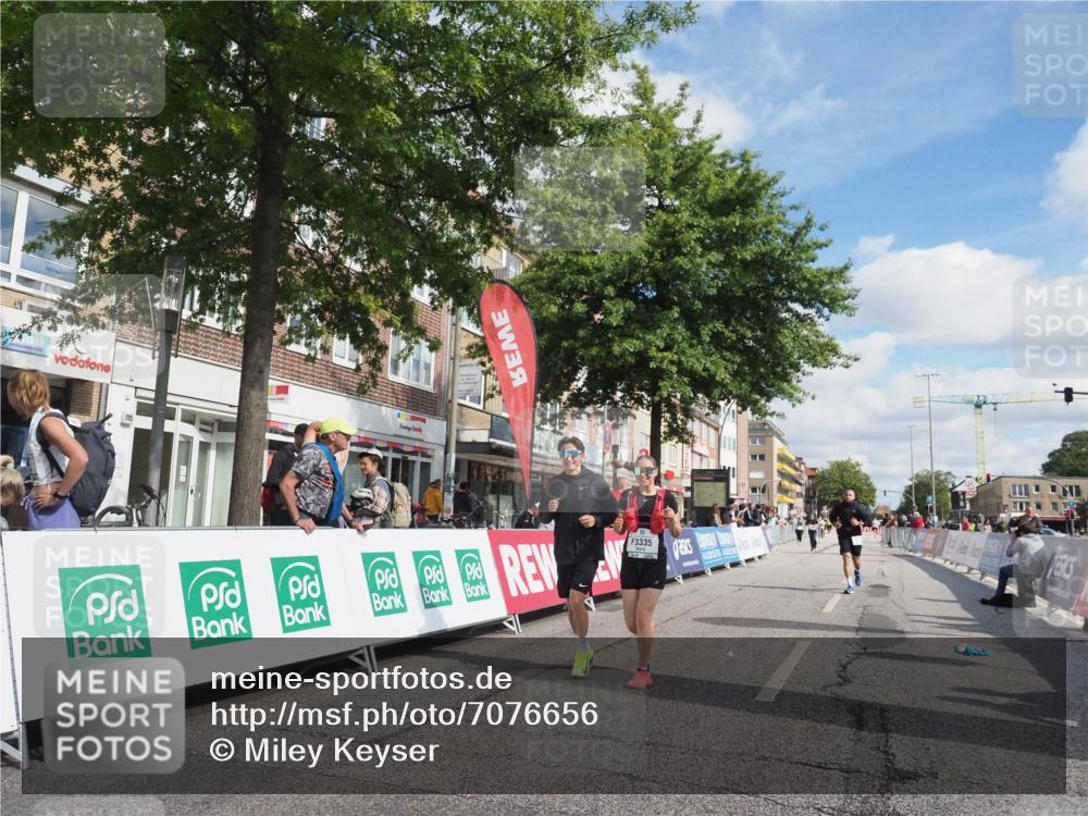 15.09.2024 - PSD Bank Halbmarathon Miley Keyser http://msf.ph/oto/7076656 15.09.2024 12:35:18 Ziel 2207, 2324, 2444, 3300, 3335, 3468 meine-sportfotos.de