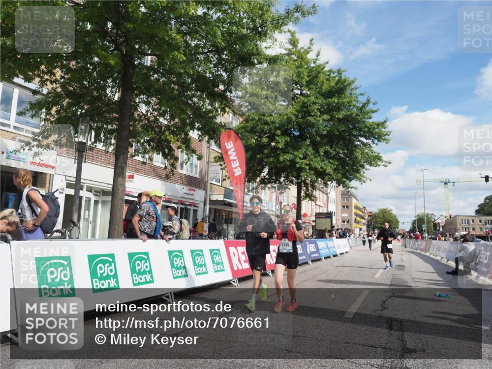 15.09.2024 - PSD Bank Halbmarathon Miley Keyser http://msf.ph/oto/7076661 15.09.2024 12:35:18 Ziel 2207, 2324, 2444, 3300, 3335, 3468 meine-sportfotos.de