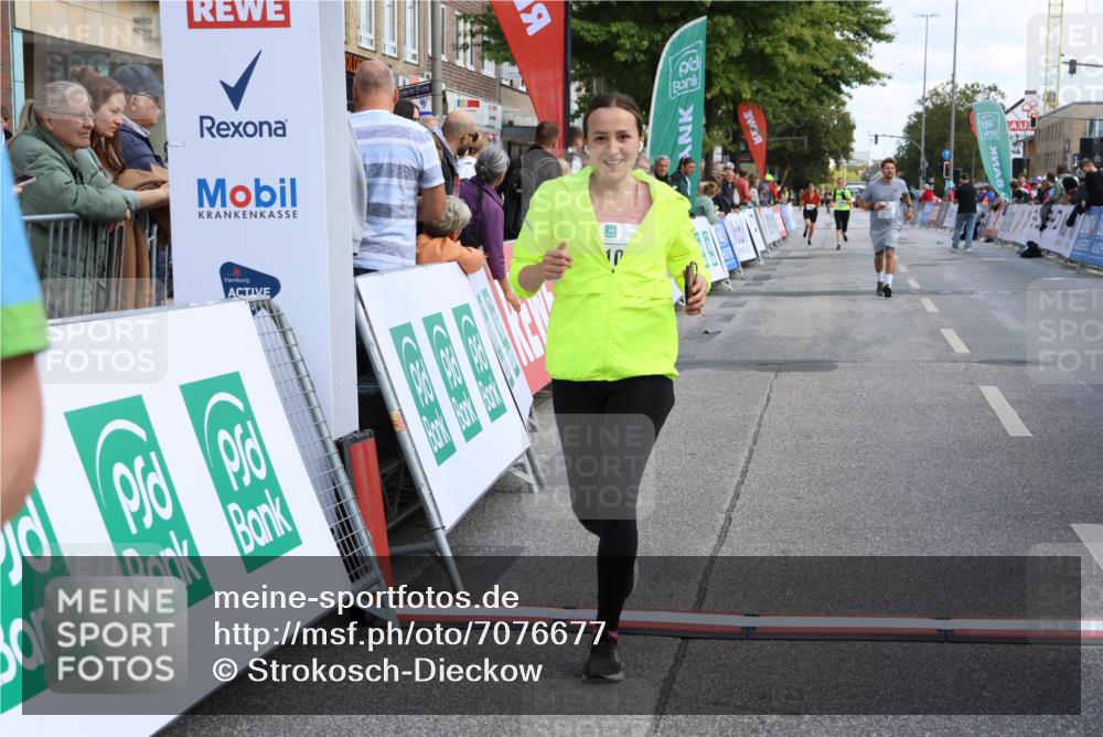 15.09.2024 - PSD Bank Halbmarathon Strokosch-Dieckow http://msf.ph/oto/7076677 15.09.2024 12:33:58 Ziel 1983, 2331, 3107 meine-sportfotos.de