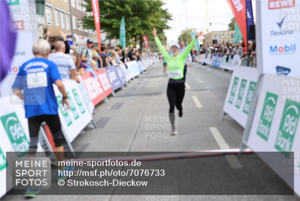 15.09.2024 - PSD Bank Halbmarathon Strokosch-Dieckow http://msf.ph/oto/7076733 15.09.2024 12:24:39 Ziel 1765, 1997, 2081, 3008, 3256, 3339, 3371, 3452 meine-sportfotos.de